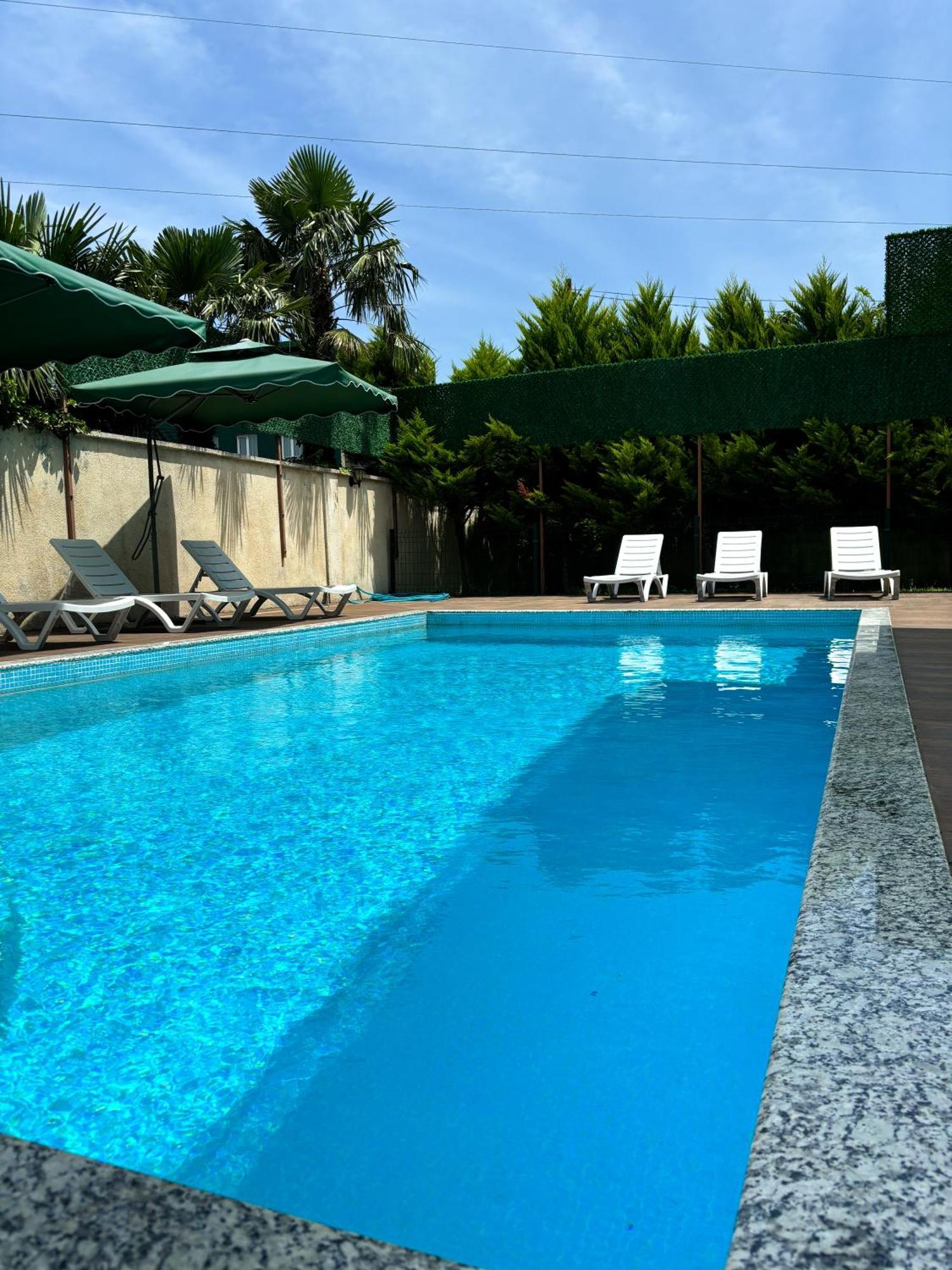 Villa Qero Batoumi Extérieur photo