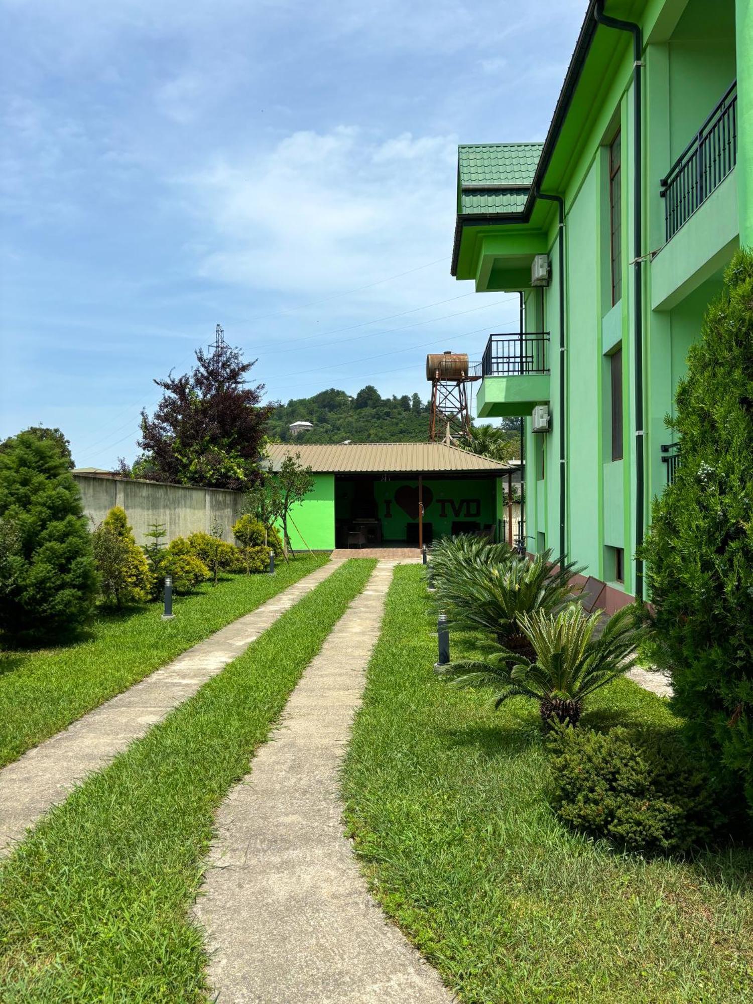 Villa Qero Batoumi Extérieur photo